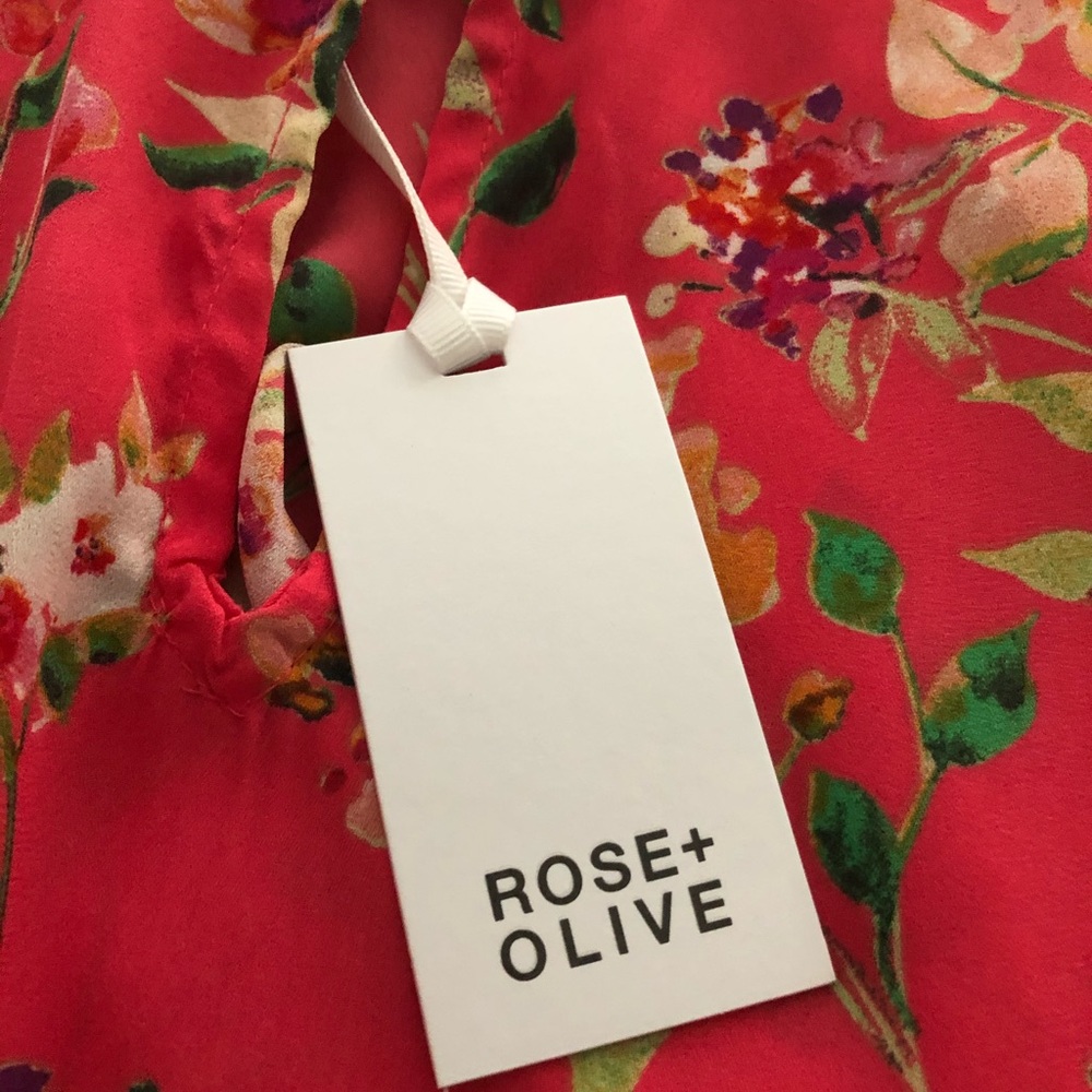 Rose and Olive Sleeveless Ladies top - Picture 4 of 4